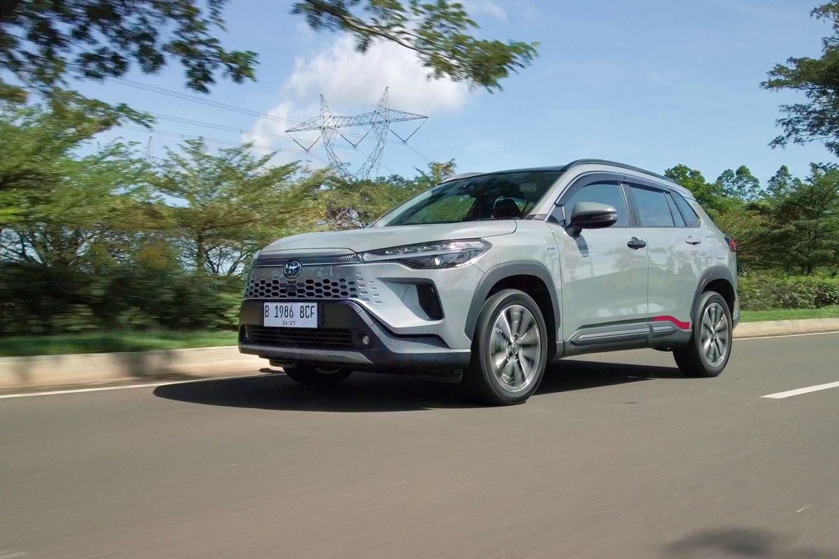 harga, hybrid, Toyota, Corolla Cross, fitur, Update Harga Toyota Corolla Cross 2025: Cek Varian dan Fitur Terbaru, Desain &amp; Dimensi Menarik, Performa &amp; Mesin, Varian &amp; Fitur Lengkap, Harga Toyota Corolla Cross OTR Jakarta (Per Oktober 2025)