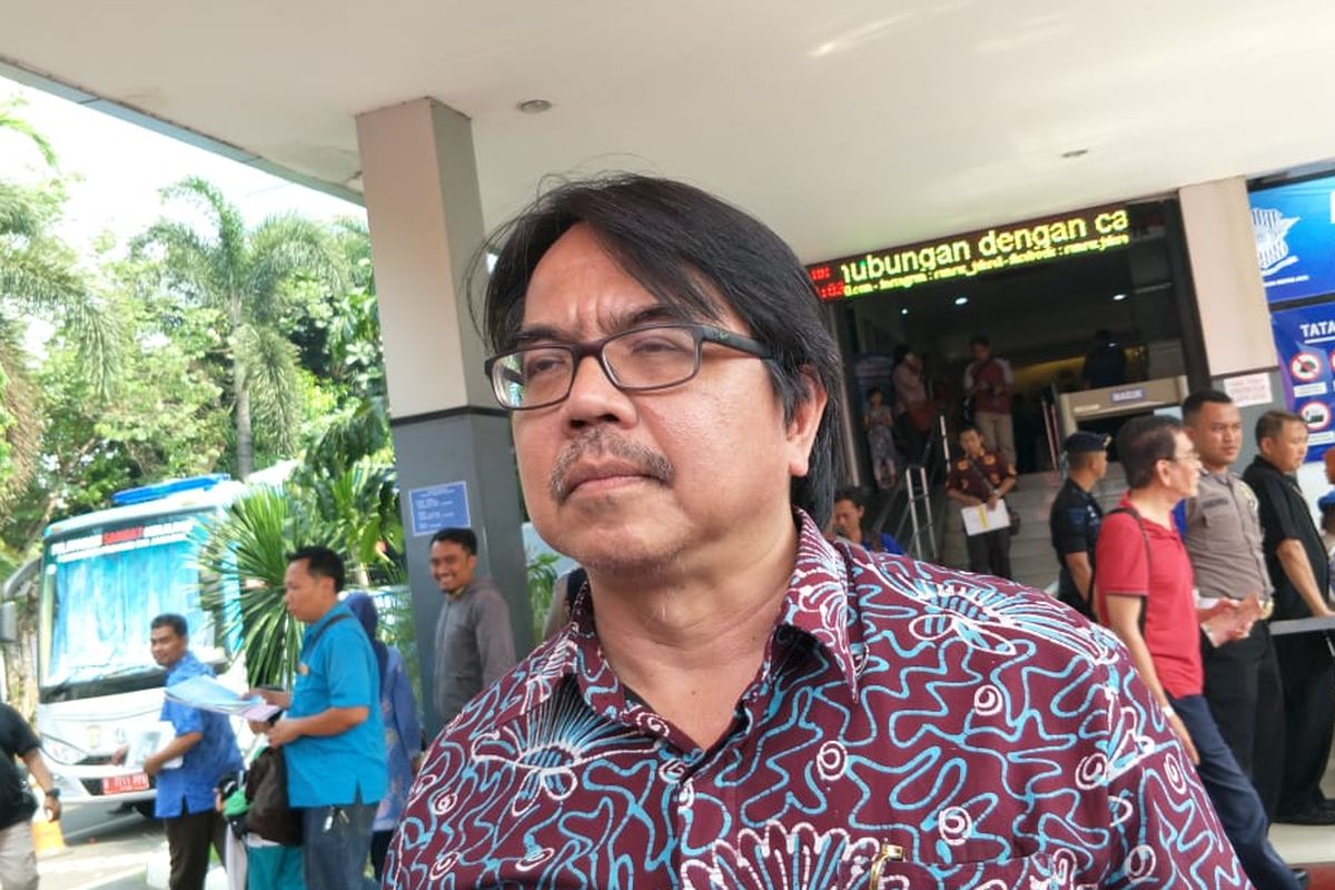 Ade Armando, Partai Solidaritas Indonesia, ade armando, Dosen UI, Pergerakan Indonesia untuk Semua, partai solidaritas indonesia, komisaris pt pln np, komisaris pt pln nusantara power, pt pln nusantara power, pt pln np, Profil Ade Armando yang Jadi Komisaris PLN Nusantara Power