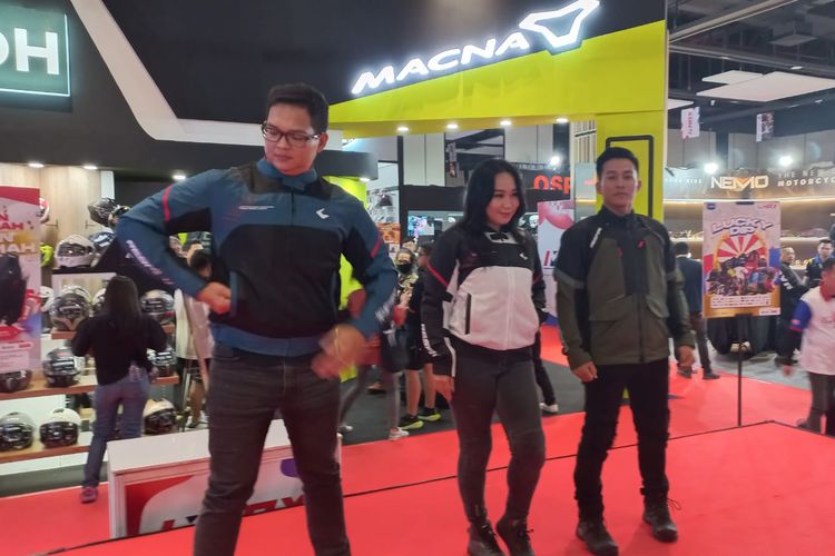 apparel berkendara, IMHAX, IMHAX 2025, pameran otomotif, Apparel berkendara, diskon helm, Indonesia Motorcycle Helmets Apparel Accessories Exhibition (IMHAX), Jaket Touring Serbaguna untuk Cuaca Tropis Indonesia