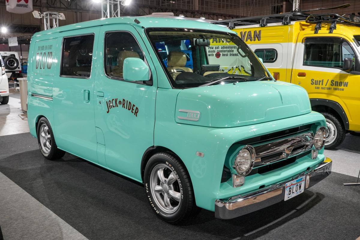 Tokyo Auto Salon 2026, Modifikasi Kembaran Gran Max Bergaya Klasik Amerika, Konsep dan Inspirasi, Detail Eksterior,  Toyota Town Ace, kembaran Daihatsu Gran Max, dimodifikasi seperti Ford F100, Kustomusasi, Filosofi 