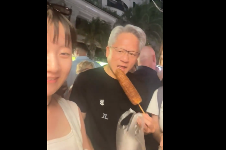 NVIDIA, orang terkaya di dunia, orang terkaya ketujuh di dunia, Demi Jagung Bakar, Bos NVIDIA Jensen Huang Traktir Antrean 1 Pasar Malam