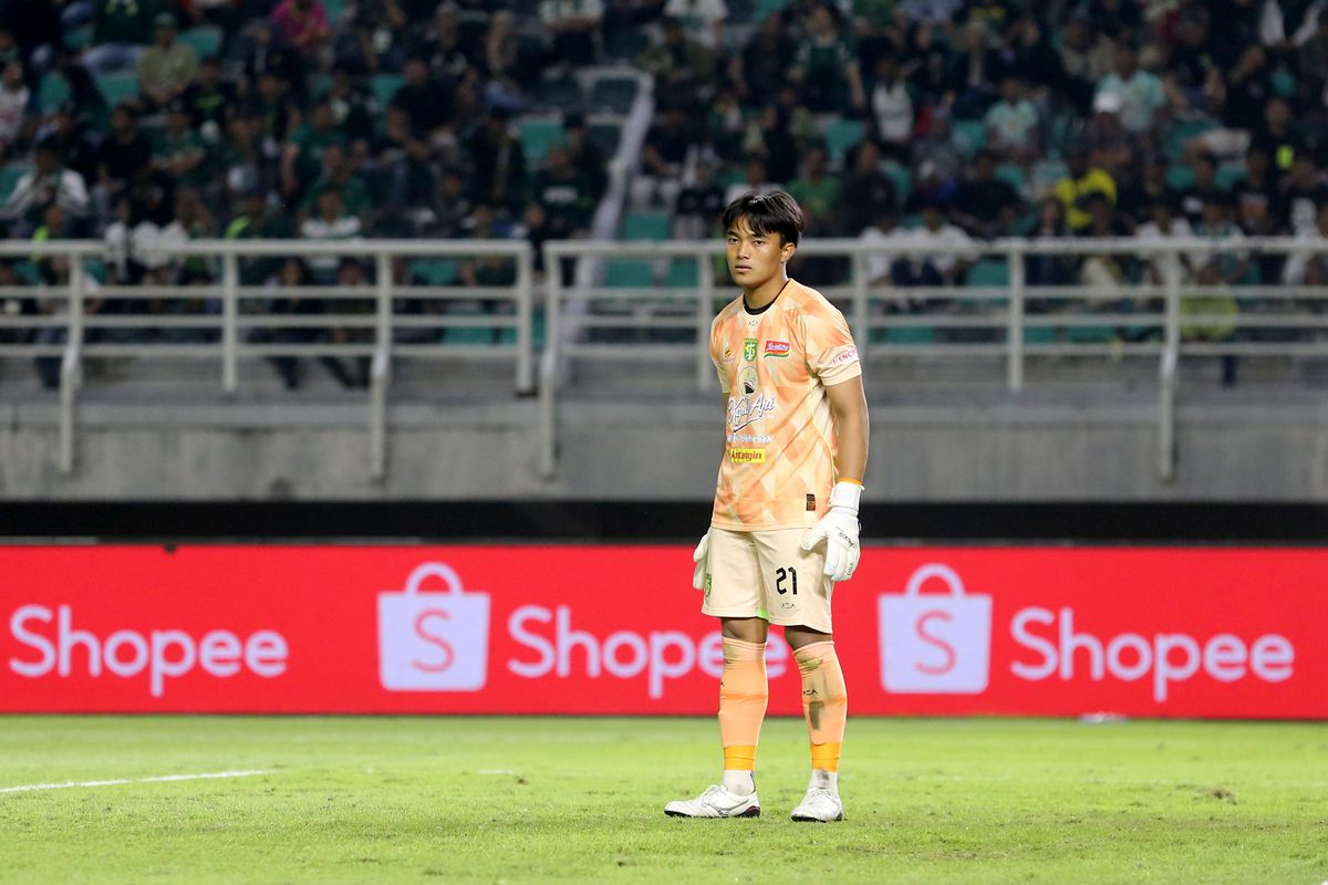 Persib Vs Persebaya, timnas Indonesia, Ernando Ari Sutaryadi, Eliano Reijnders, Super League 2025-2026, Thom Haye, Persib vs Persebaya, Kata Ernando Soal Bersua Teman-teman Timnas Indonesia