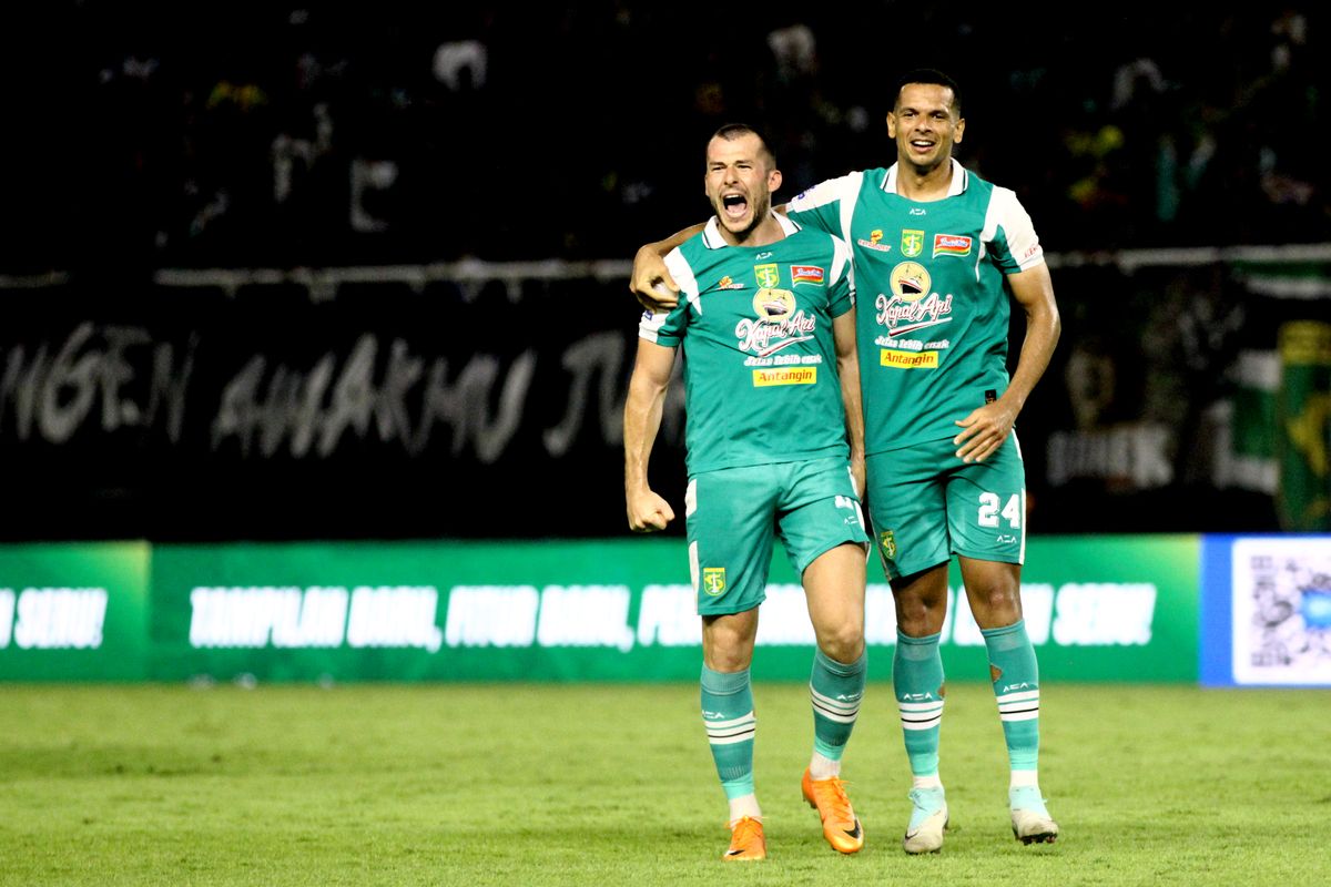 Persebaya, Bhayangkara FC, Persebaya Surabaya, Bernardo Tavares, Paul Munster, Jadwal Siaran Langsung Persebaya Vs Bhayangkara FC di Super League 2025-2026, Bernardo Tavares Pasang Alarm Bahaya, Paul Munster Waspadai Tekanan Suporter Tuan Rumah, Prediksi Susunan Pemain Persebaya Vs Bhayangkara FC, Jadwal Siaran Langsung Persebaya Vs Bhayangkara FC