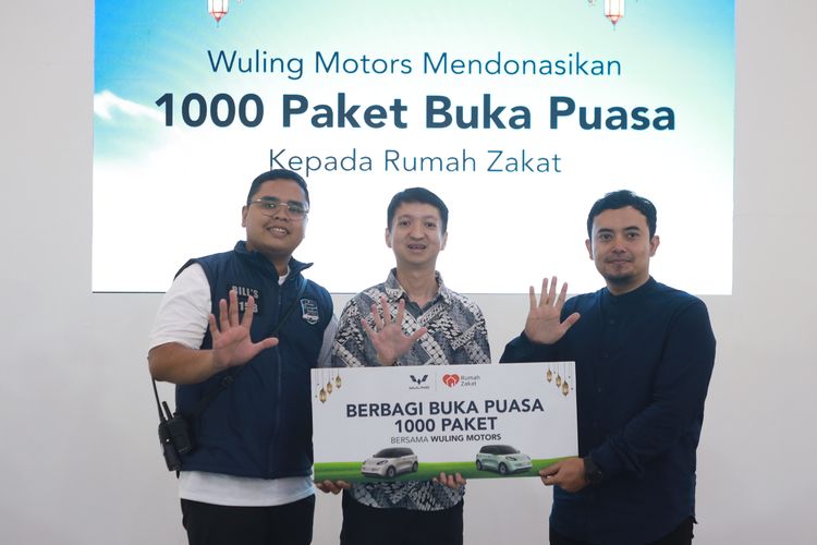 Komunitas, Wuling, mobil, mobil listrik, wuling binguo ev, komunitas mobil listrik, Konsumen Wuling BinguoEV Kopdar di Bulan Suci