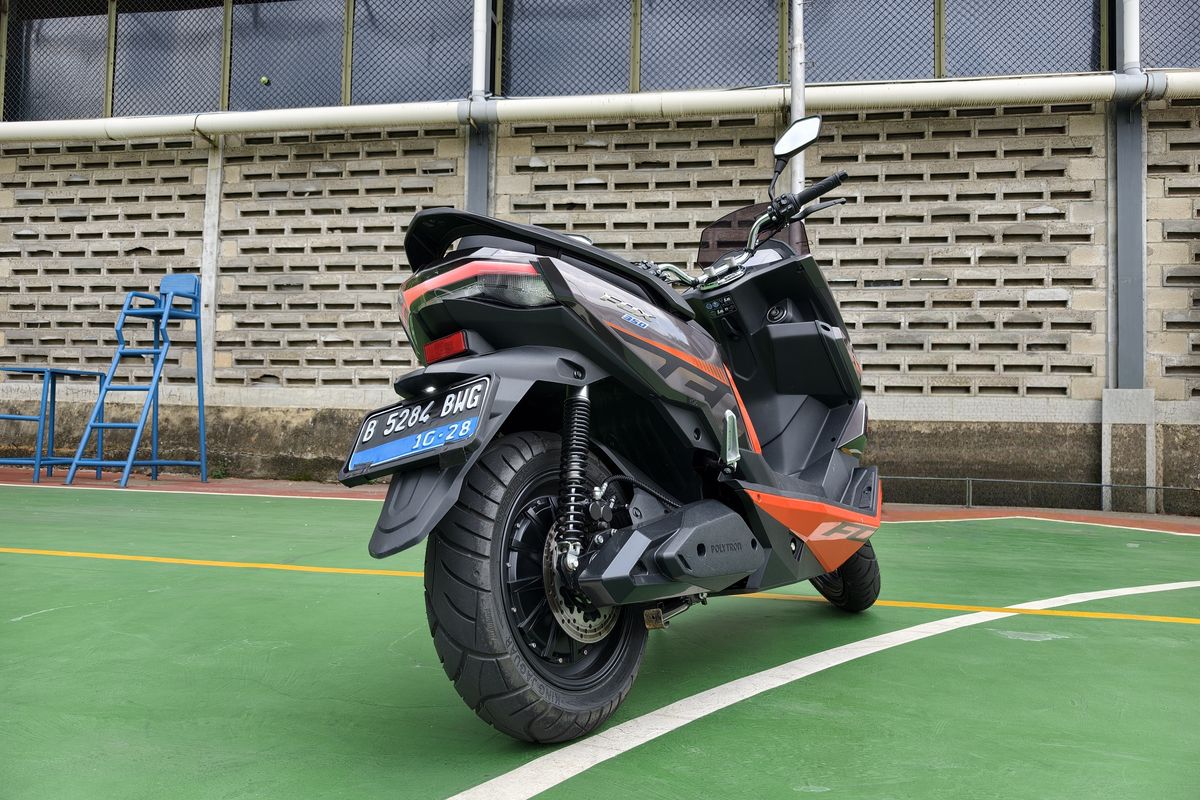 Fitur, Fox 350, Fitur Unggulan Polytron Fox 350, Cruise Control dan Hill Start Assist
