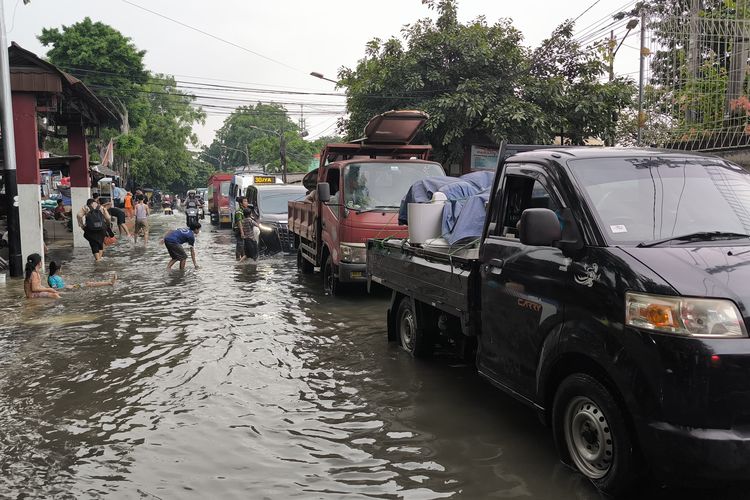 JAKARTA, Jakarta, Perawatan Mobil, kerusakan mobil, parkir terbuka, Mengatasi Masalah Parkir Mobil di Jakarta yang Terbuka