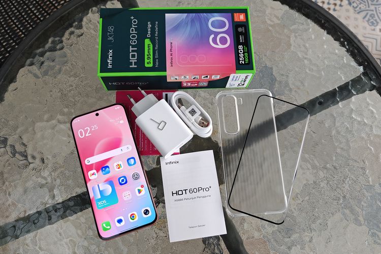 ponsel, infinix, smartphone, Infinix Hot 60 Pro Plus, Infinix Hot 60 Pro Plus spesifikasi, Hands-on Infinix Hot 60 Pro Plus: Enteng, Tipis, seperti Tak Bawa HP, Bodi enteng dan tipis, Layar mulus 144 Hz , Desain manis dan elegan, Bonus dalam kemasan, Spesifikasi Infinix Hot 60 Pro Plus , Harga Infinix Hot 60 Pro Plus