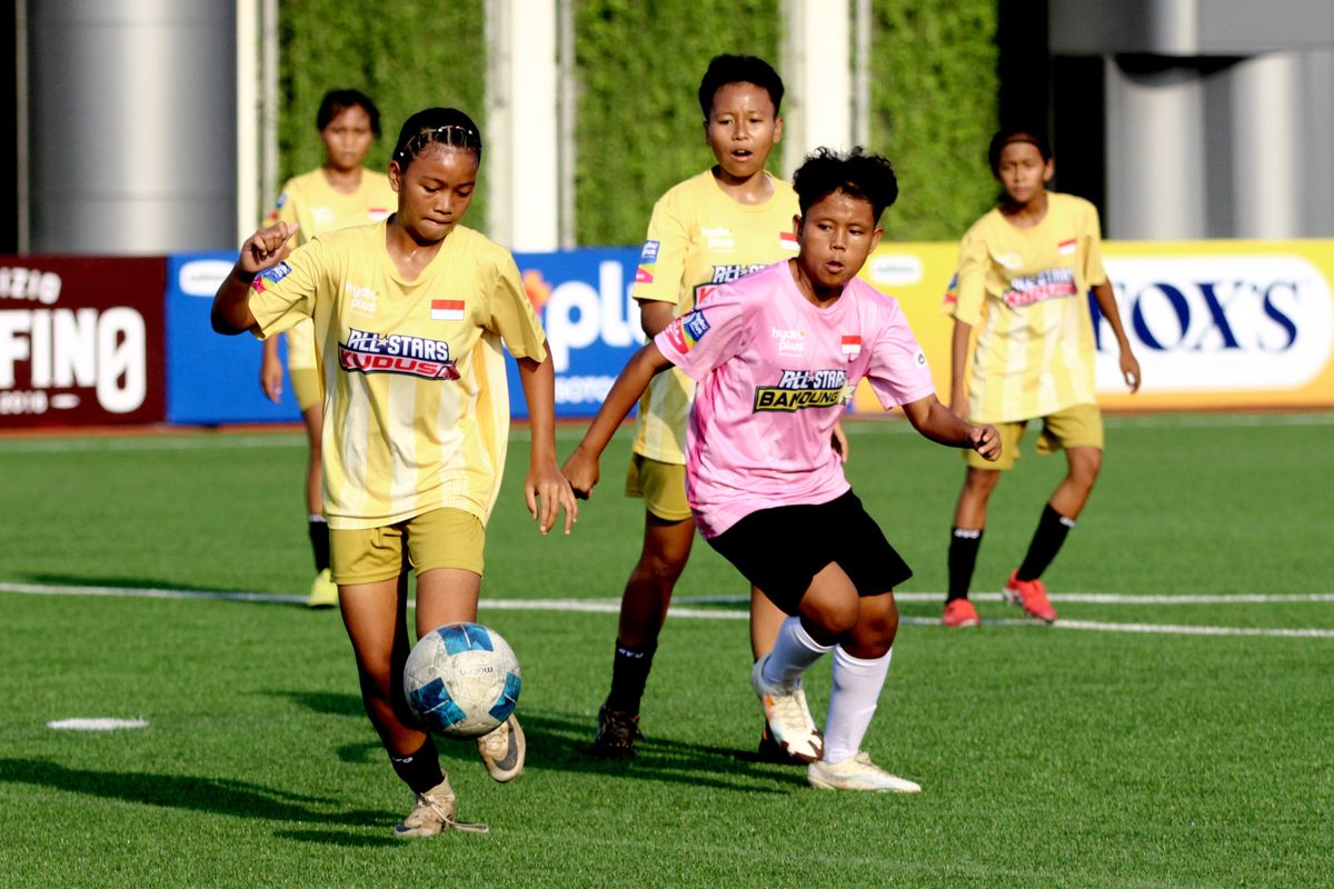 Menteri Pemberdayaan Perempuan dan Perlindungan Anak, Veronica Tan, sepak bola putri, Piala Pertiwi, piala pertiwi u14 dan u16, Piala Pertiwi 2025: Veronica Tan Dukung Sepak Bola Putri Sejak Dini