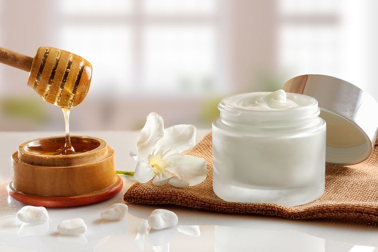 Badan Pengawas Obat dan Makanan, BPOM, kosmetik berbahaya, badan pengawas obat dan makanan, kosmetik berbahaya menurut bpom, kosmetik berbahaya 2025, kosmetik berbahaya bpom, kosmetik berbahaya yang ditarik bpom, dampak merkuri pada kulit, dampak hidrokuinon, BPOM Rilis Daftar 34 Produk Kosmetik Berbahaya, Mengandung Merkuri