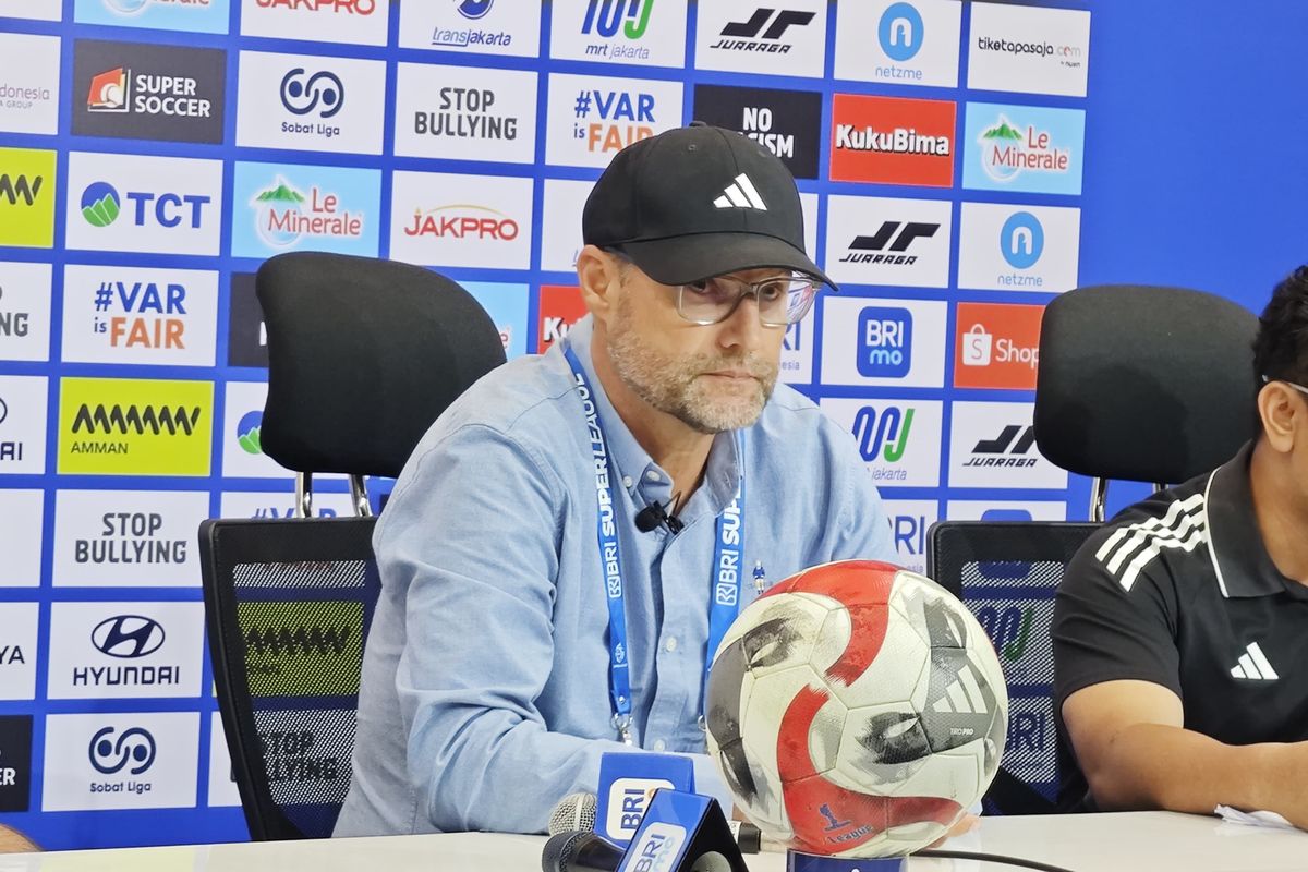 Persija, PSM Makassar, Super League 2025-2026, Tomas Trucha, Skor Persija Vs PSM 2-1, Pelatih Kecewa Laga Berjalan Tanpa VAR
