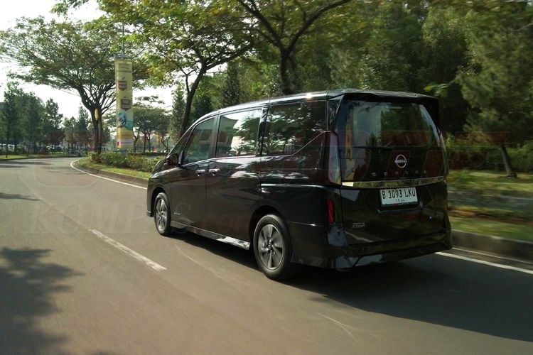 Nissan Serena e-Power, konsumsi BBM efisien, kenyamanan keluarga, MPV Hybrid, Curhat Pengguna Nissan Serena e-Power, Plus Minus Setelah Setahun