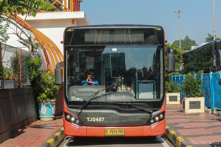 Transjabodetabek, tarif TransJabodetabek, Tarif TransJabodetabek Blok M-Bandara Naik, Jadi Berapa?