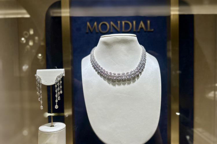 MONDIAL, MONDIAL Plaza Indonesia, MONDIAL Hadirkan Wajah Baru Butik Plaza Indonesia, Usung Interior Artistik dengan Lapis Lazuli