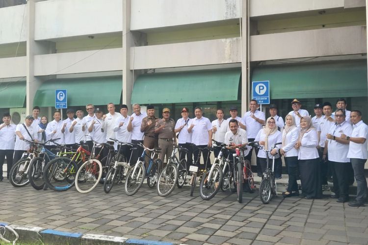 Bangkalan, sepeda, Pemkab Bangkalan, mobil dinas, Madura, hemat BBM, ASN Pemkab Bangkalan Bakal Pakai Sepeda ke Kantor, Hemat BBM Mobil Dinas 8 Liter