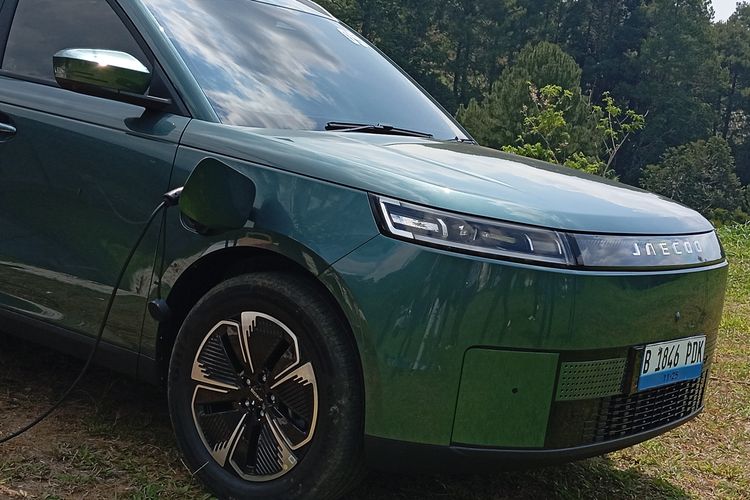 otomotif, Jaecoo, Jaecoo J5, JAECOO J5 EV, Minim Tombol Fisik, Jaecoo J5 EV Andalkan Head Unit dan Perintah Suara