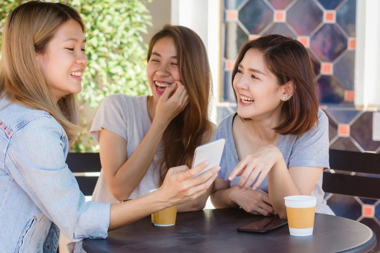 kata kata lucu, 120 Kata Kata Lucu yang Relate Banget Buat Sehari-hari, Kata Kata Lucu tentang Kehidupan Sehari-hari, Kata Kata Lucu tentang Cinta dan Hubungan, Kata Kata Lucu tentang Kerja dan Sekolah, Kata Kata Lucu Receh tapi Relatable, Kata Kata Lucu untuk Status dan Caption, Kata Kata Lucu Singkat Satu Kalimat, Tips Membuat Kata Kata Lucu yang Relatable