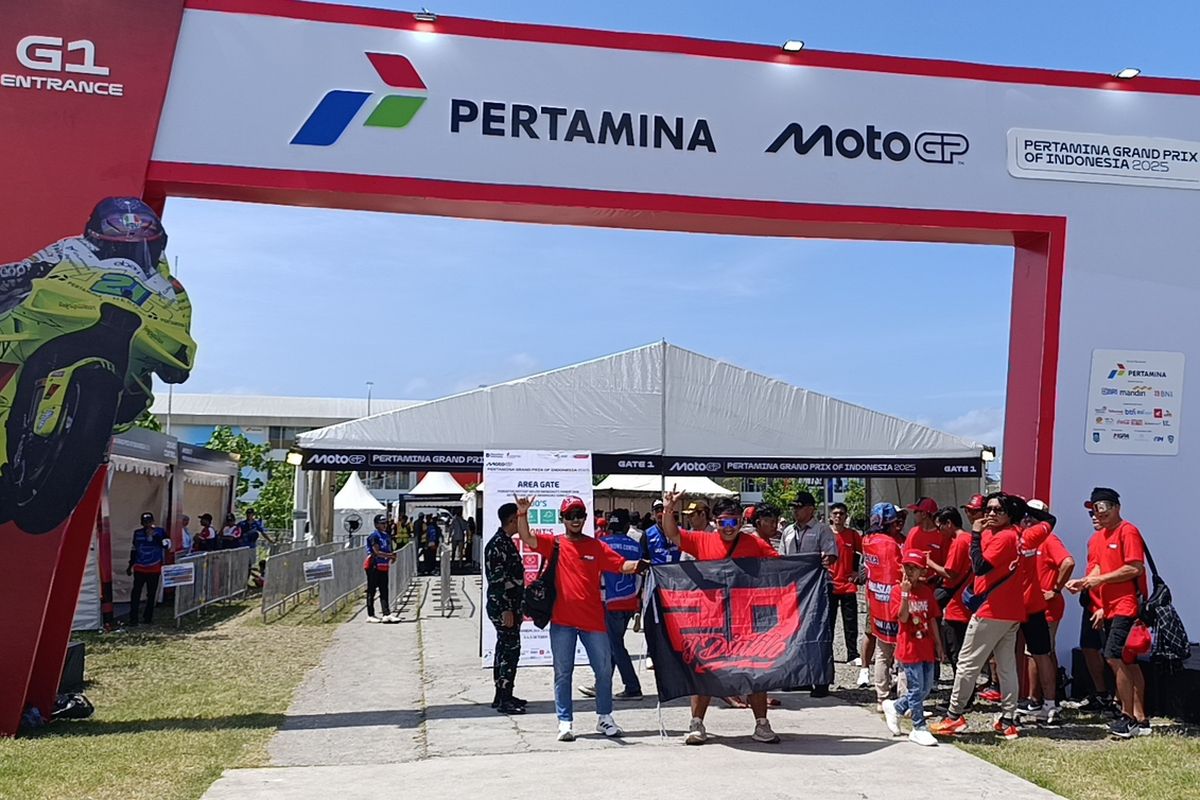 Jawa Timur, mandalika, nusa tenggara barat, Sprint Race, MotoGP Mandalika 2025, jadwal MotoGP Mandalika 2025, Penggemar Jawa Timur Ramaikan MotoGP Mandalika 2025 Saat Sprint Race