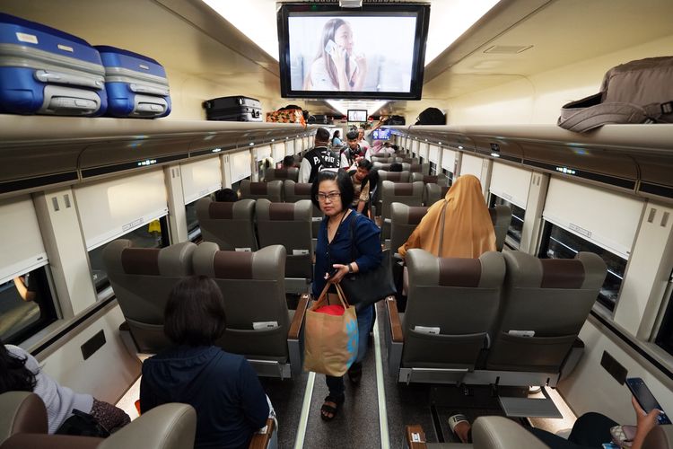 kereta Ekonomi New Generation, kereta Ekonomi Stainless Steel New Generation, Kereta Ekonomi New Generation, Kereta Ekonomi Stainless Steel New Generation, kereta ekonomi new generation, Kereta Ekonomi Stainless Steel New Generation, Apa yang Baru?