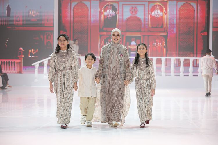 Shi by Shireen, Zaskia Sungkar, Zaskia Sungkar Signature, Sambut Ramadhan, Zaskia dan Shireen Sungkar Luncurkan Koleksi Busana