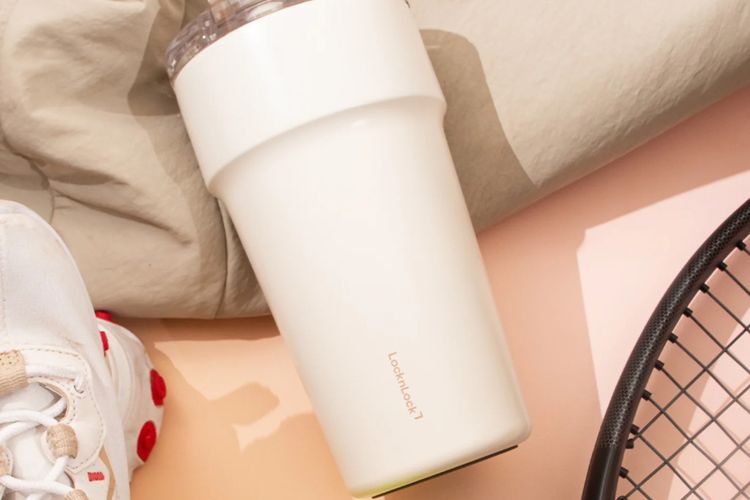 tumbler mahal, 10 Tumbler Mahal yang Lagi Viral, Harganya Bikin Nangis Kalau Hilang, Kenapa Tumbler Mahal Lagi Viral?, 10 Tumbler Mahal yang Lagi Viral, Kenapa Banyak Orang Rela Beli Tumbler Mahal?, Tips Sebelum Beli Tumbler Mahal