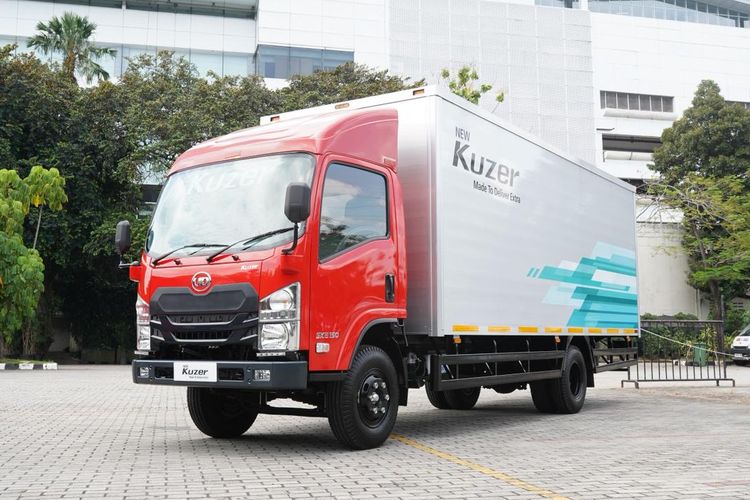 penjualan truk, industri kendaraan niaga, Truk Impor China Ancam Industri Kendaraan Niaga Indonesia 2025