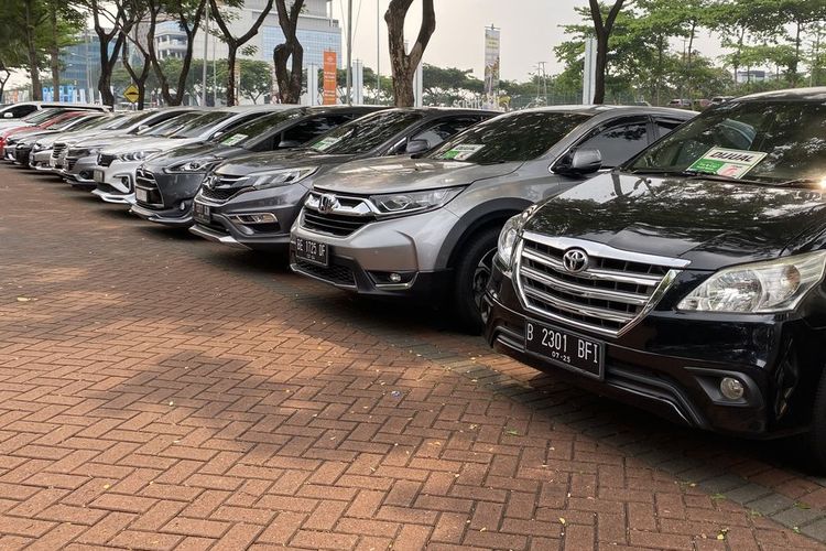 mobil bekas, penjualan mobil, Populer Otomotif, artikel terpopuler, GIIAS 2025, Mobkas Rp 50 Jutaan, GIIAS 2025 Dorong Penjualan