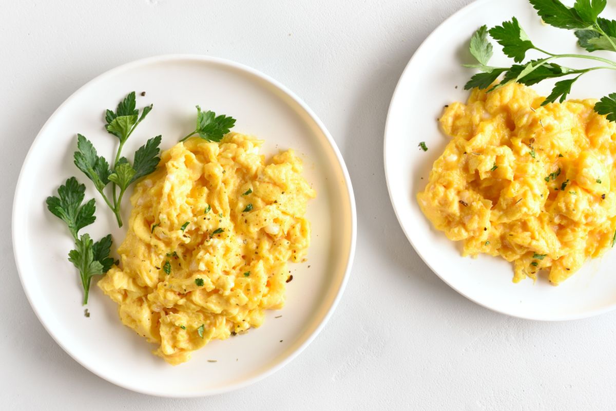resep telur orak arik, resep telur orak arik sederhana, resep telur orak arik pedas simple, sarapan praktis fast food, menu sarapan 3 bahan, Resep Telur Orak Arik Lembut Lumer Ala Resto Fast Food, Cuma 3 Bahan