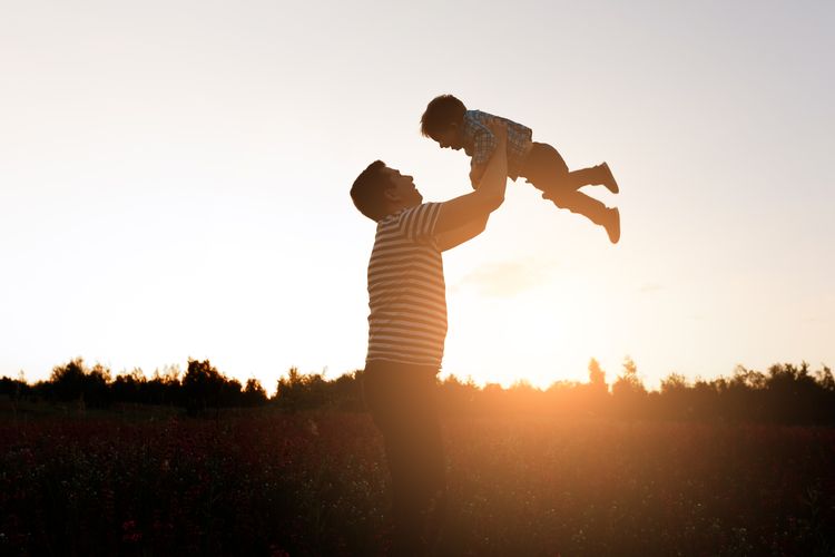 Anak Indonesia, fatherless, lapangan kerja di indonesia, fatherless di indonesia, fenomena fatherless, anak fatherless, lapangan kerja minim, Lapangan Kerja Minim Bikin Anak Indonesia Berisiko Fatherless, Benarkah?