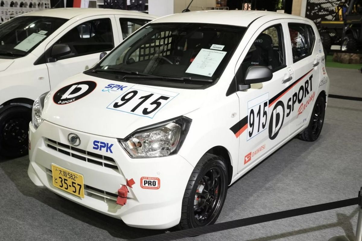 Daihatsu, modifikasi, Daihatsu Pamer Mira e:S Versi Balap yang Tampil Sederhana