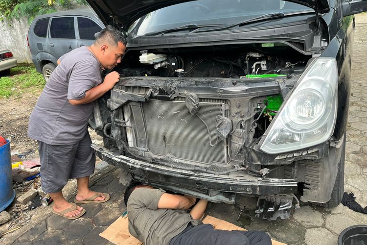 mobil matic, bengkel transmisi, bengkel transmisi matic, transmisi matic, cakrawala matic solutions, Begini Langkah Awal Menangani 'Jedug' pada Transmisi Matik