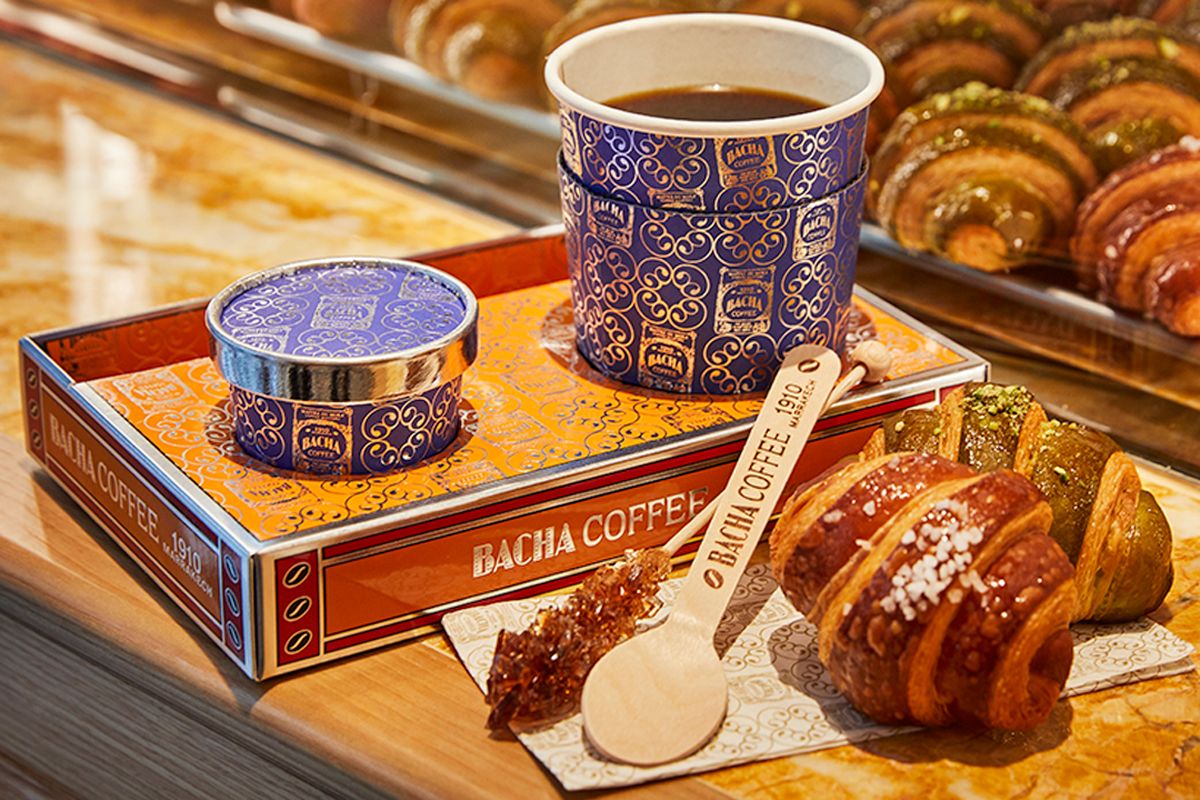Bacha Coffee di Plaza Indonesia, konsep Bacha Coffee di Plaza Indonesia, harga menu Bacha Coffee di Plaza Indonesia, menu bacha coffee plaza indonesia kota jakarta pusat, set menu Bacha Coffee di Plaza Indonesia, Bacha Coffee Plaza Indonesia Kini Sediakan Area Bersantap di Tempat