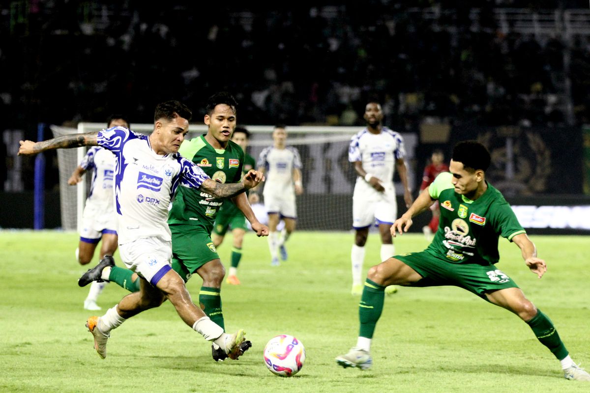 Gali Freitas, Persebaya, PSIS, Bonek, Bajul Ijo, Liga 1 2025-2026, Gali Freitas Lupakan Luka Lama, Siap Nyalakan Asa Baru di Persebaya