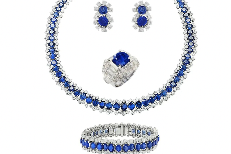 Maia Estianty, blue sapphire, pernikahan Al Ghazali, pernikahan al ghazali, blue sapphire maia, blue sapphire maia estianty, maia estianty di acara siraman al ghazaly, pernikahan alghazay dan alyssa, Kilau Blue Sapphire Maia Estianty Saat Siraman Al Ghazali, Harganya Capai Rp 9,2 Miliar