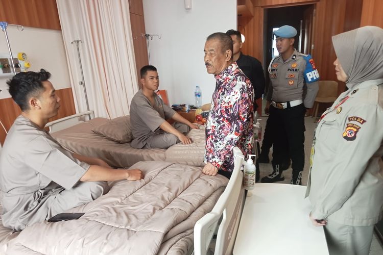 Persib, Persib Bandung, Umuh Muchtar, Liga 1 2024-2025, GBLA, Persib Juara, Pesta Juara Persib Dinodai Bobotoh, Umuh Muchtar Jenguk Korban Kekacauan di GBLA