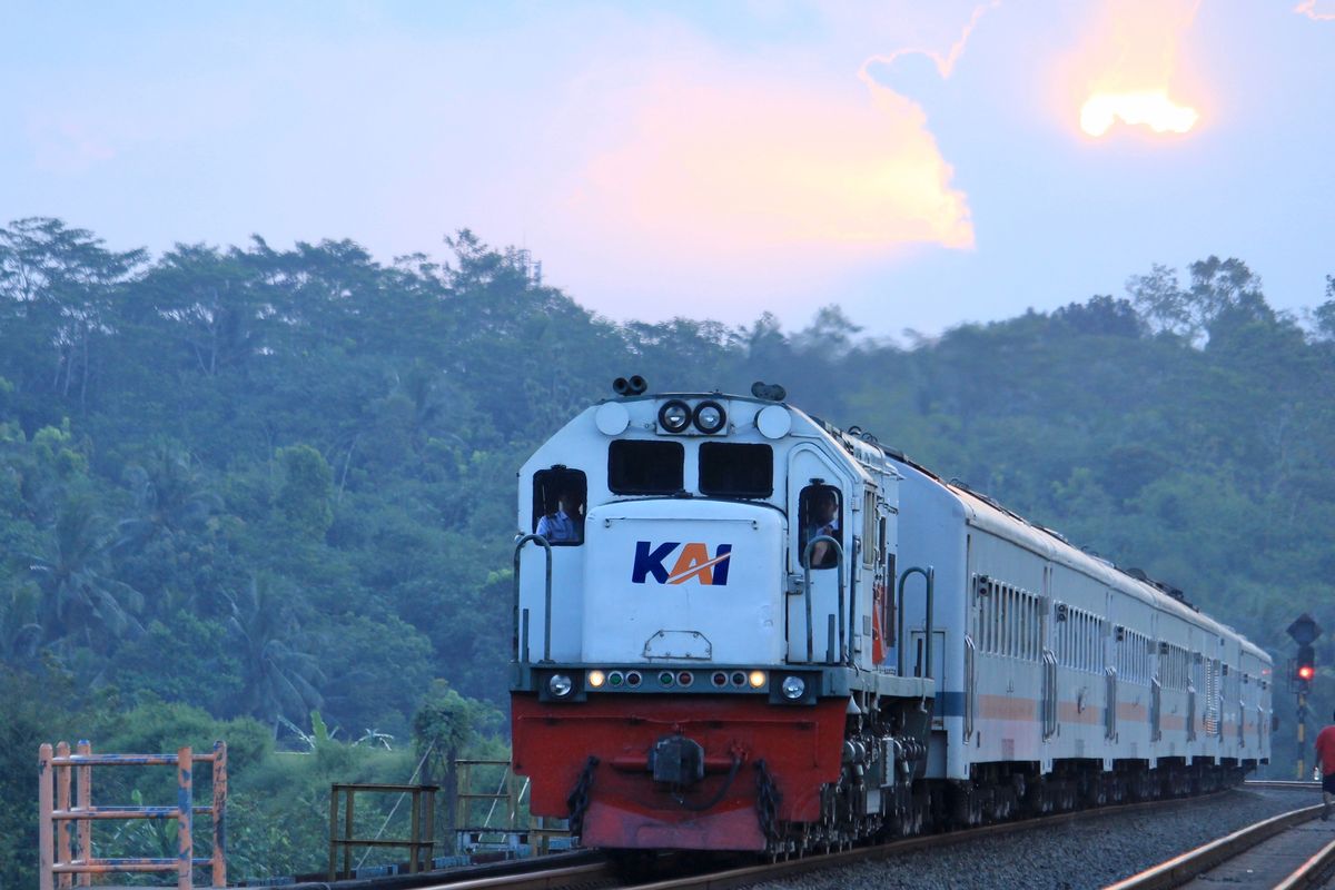 KAI Gelar Diskon Tiket Kereta Mulai Rp150.000, Cek Jadwal dan Cara Pesan