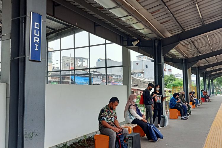 jadwal krl tangerang duri 2025, jadwal krl tangerang duri 2025 terbaru, jadwal krl tangerang duri terakhir, jadwal krl tangerang duri, jadwal krl tangerang ke duri, krl tangerang duri jadwal, Jadwal KRL Tangerang-Duri Hari Ini, Paling Malam 22.37 WIB