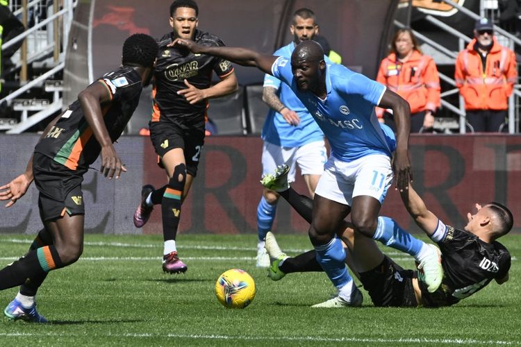 Liga Italia, Sassuolo, napoli, serie a, sassuolo vs napoli, Jay Idzes, Kabar Baik buat Jay Idzes Jelang Laga Perdana Serie A bersama Sassuolo