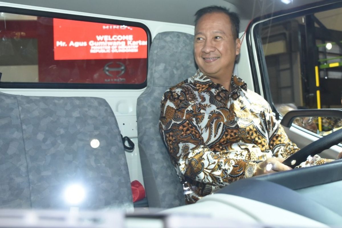 Agus Gumiwang Kartasasmita, otomotif, industri otomotif, KDKMP, Impor Pikap Bikin Khawatir, Industri Lokal Bisa Kehilangan Rp 27 T