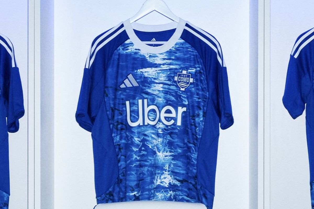 Como 1907, Como, Didit Hediprasetyo, Liga Italia, Como Rilis Jersey Kandang Baru, Rancangan Didit Hediprasetyo