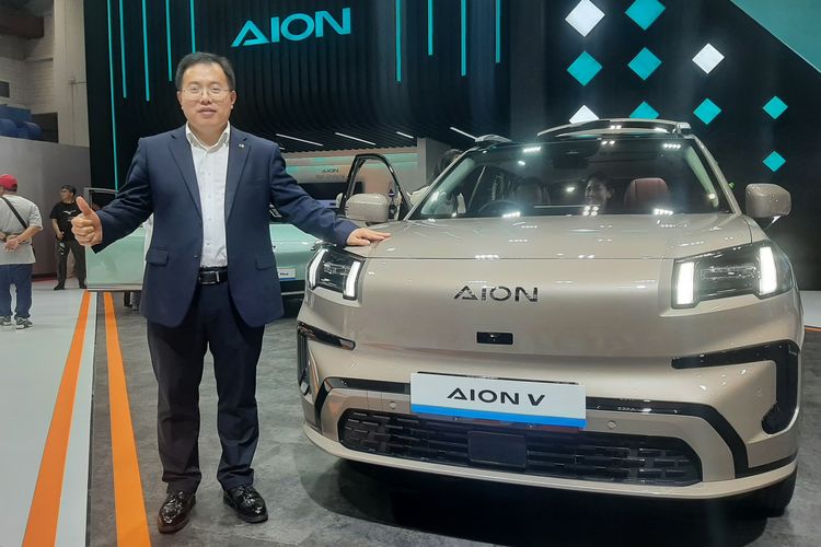insentif kendaraan listrik, strategi bisnis, industri otomotif, IIMS 2026, Menghadapi IIMS 2026: Strategi Industri Otomotif Tanpa Insentif