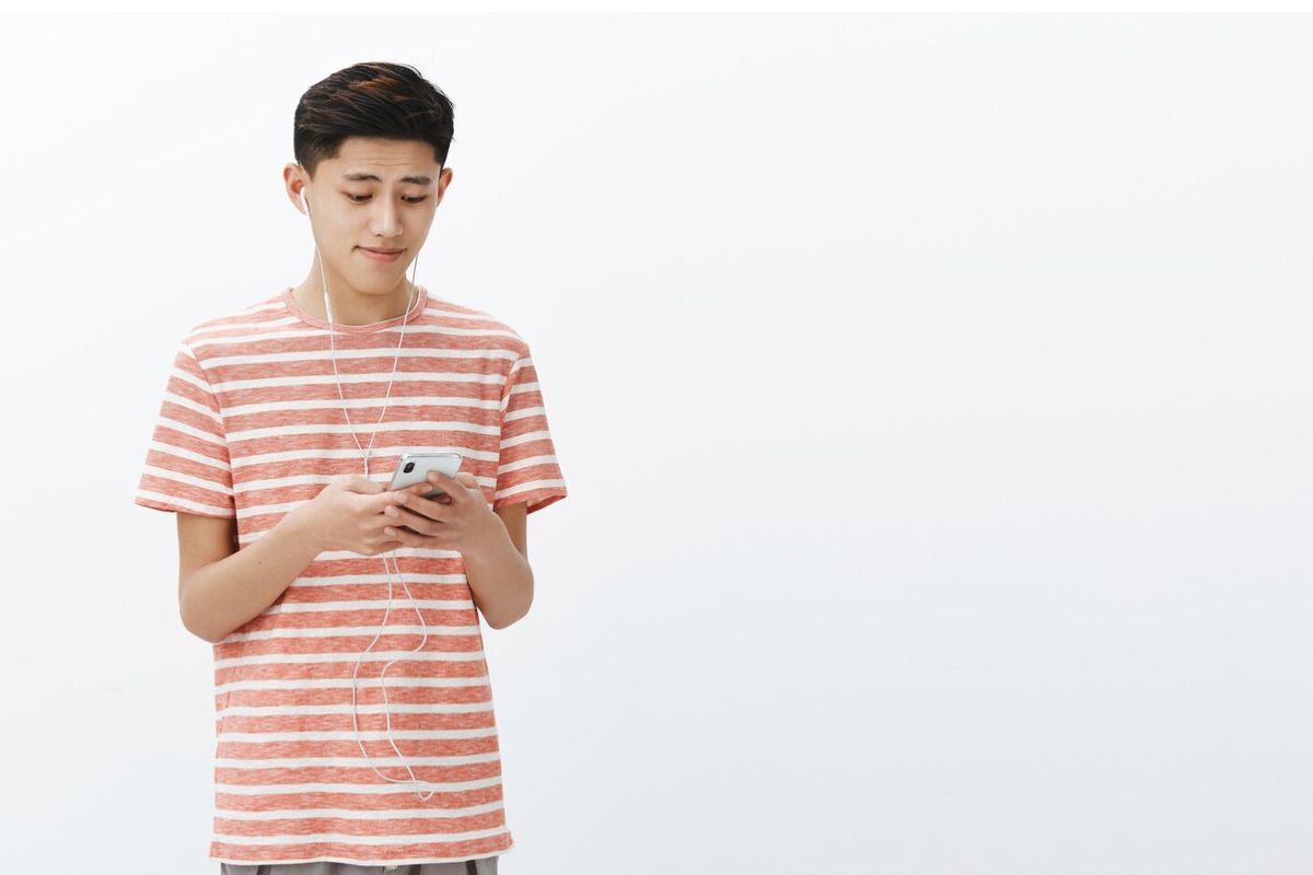 bahasa Gen Alpha, 40 Bahasa Gaul Gen Alpha: Istilah Viral yang Sering Bikin Bingung, Bahasa Gen Alpha yang Lagi Viral, Bahasa Gen Alpha Populer di TikTok, Bahasa Gen Alpha dari Dunia Internet dan Game, Bahasa Gen Alpha yang Sering Dipakai di FYP, Arti Bahasa Gen Alpha yang Sering Bikin Bingung, Contoh Penggunaan Bahasa Gen Alpha, Dalam chat dan media sosial, Dampak Bahasa Gen Alpha di Media Sosial, Tips Memahami Bahasa Gen Alpha, Kesimpulan