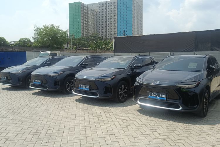 kendaraan listrik, Mobil listrik, pasar mobil listrik bekas, Mobil Listrik Bekas yang Mulai Masuk Bursa Lelang