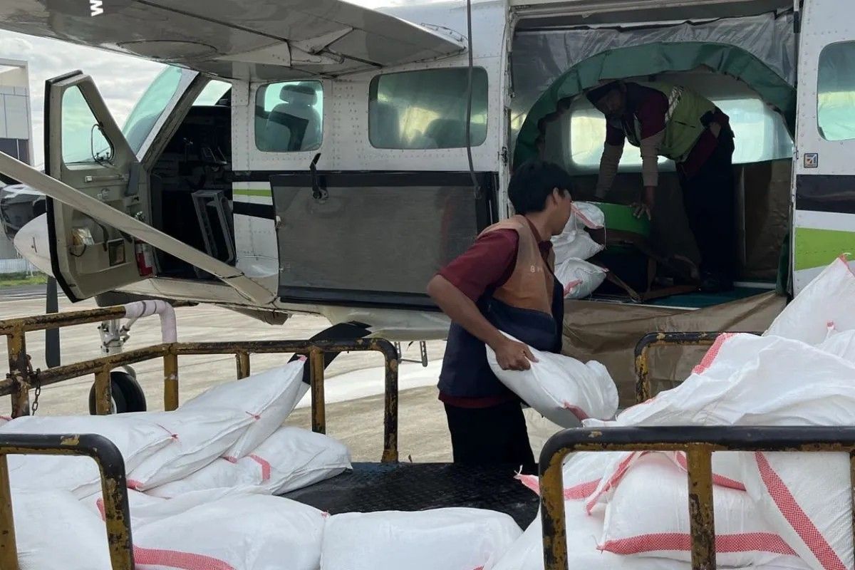 Jawa Tengah, Semarang, banjir di Semarang, titik banjir, ketinggian banjir, titik banjir di Semarang, Semarang Masih Banjir di Musim Hujan, Efektifkah Modifikasi Cuaca?