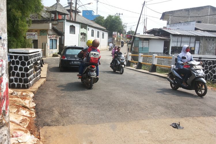 Depok, Polres Metro Depok, rekayasa lalu lintas, Jalan pitara ambles, jalan pitara ditutup, Jalan Pitara Depok Ditutup Sementara, Catat Rekayasa Lalu Lintas