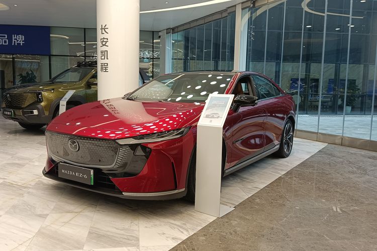 Mazda, Joint Venture, Changan, EZ-6, CX-6e, EZ-60, Mazda 6e, Kolaborasi dengan Changan, Mazda Kebut Pasar NEV