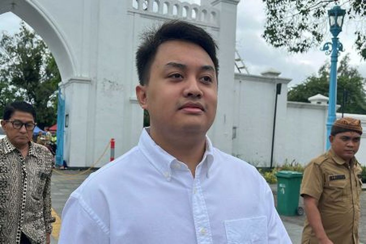 Keraton Solo, Fadli Zon, PB XIV Purboyo Sebut Dana Hibah Masuk Rekening Ayahnya: Arahan Pemerintah