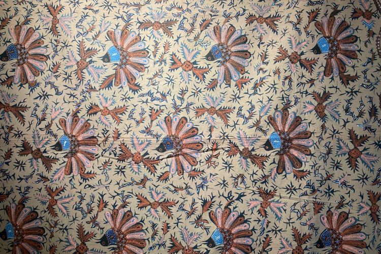 pameran batik, Krisis Regenerasi Batik Peranakan, Anak Muda Pilih Kerja di Pabrik