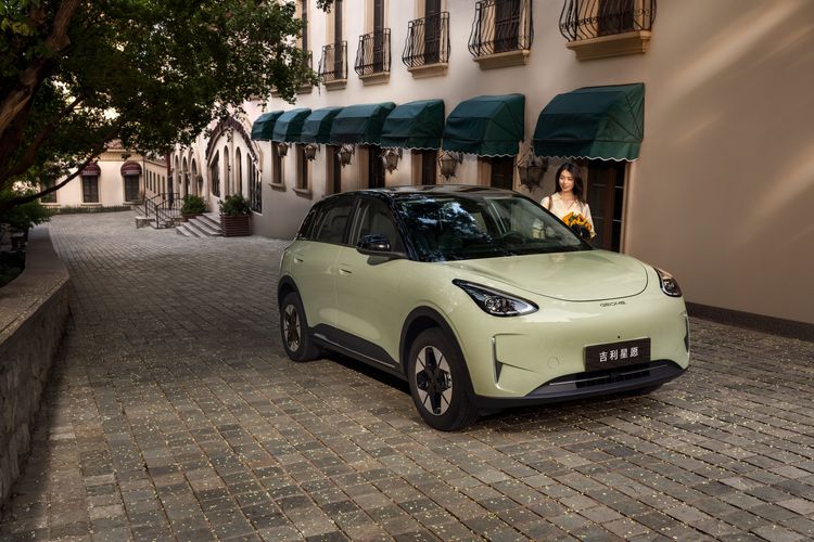 Geely Xingyuan, Mobil listrik, Mobil Listrik, mobil listrik, GIIAS 2025, mobilitas modern, Resmi! Geely Xingyuan Siap Masuki Pasar Mobil Listrik Indonesia 2025