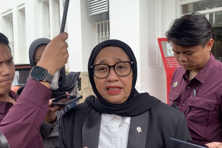 bupati bandung barat aa umbara, Dapur SPPG, MBG Bandung Barat, Dugaan Monopoli Dapur MBG Mencuat, BGN Ingatkan Batas Maksimal 10 SPPG per Yayasan