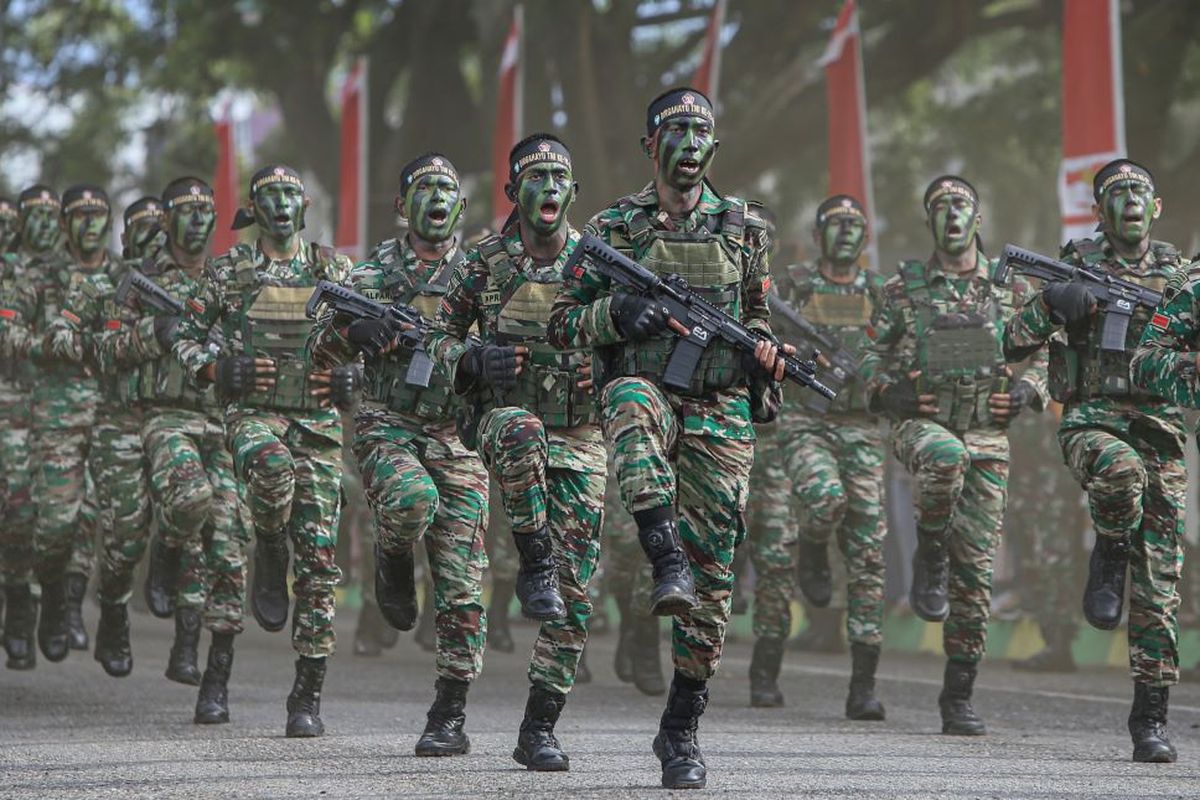TNI Angkatan Darat, Tamtama, Batalyon Teritorial Pembangunan, Al Araf, TNI AD, tamtama, Rekrutmen 24.000 Tamtama Dikritik, Al Araf: TNI Bukan untuk Urus Pertanian